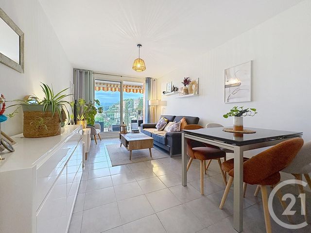 Appartement F3 à vendre - 3 pièces - 56.08 m2 - CAGNES SUR MER - 06 - PROVENCE-ALPES-COTE-D-AZUR - Century 21 Villas D'Azur