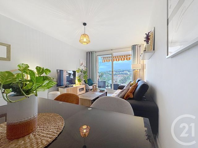 Appartement F3 à vendre - 3 pièces - 56.08 m2 - CAGNES SUR MER - 06 - PROVENCE-ALPES-COTE-D-AZUR - Century 21 Villas D'Azur
