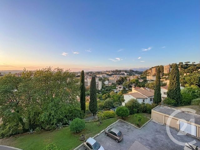 Appartement F3 à vendre - 3 pièces - 56.08 m2 - CAGNES SUR MER - 06 - PROVENCE-ALPES-COTE-D-AZUR - Century 21 Villas D'Azur