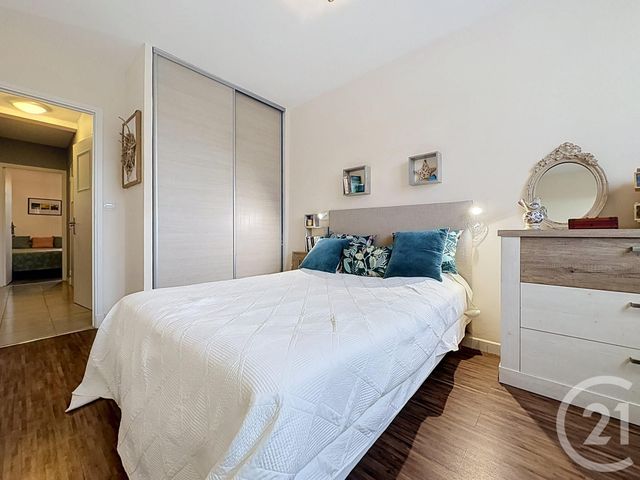 Appartement F3 à vendre - 3 pièces - 56.08 m2 - CAGNES SUR MER - 06 - PROVENCE-ALPES-COTE-D-AZUR - Century 21 Villas D'Azur