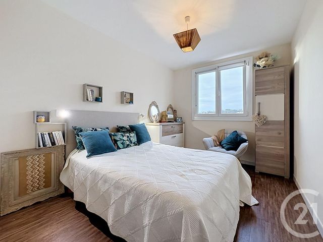 Appartement F3 à vendre - 3 pièces - 56.08 m2 - CAGNES SUR MER - 06 - PROVENCE-ALPES-COTE-D-AZUR - Century 21 Villas D'Azur