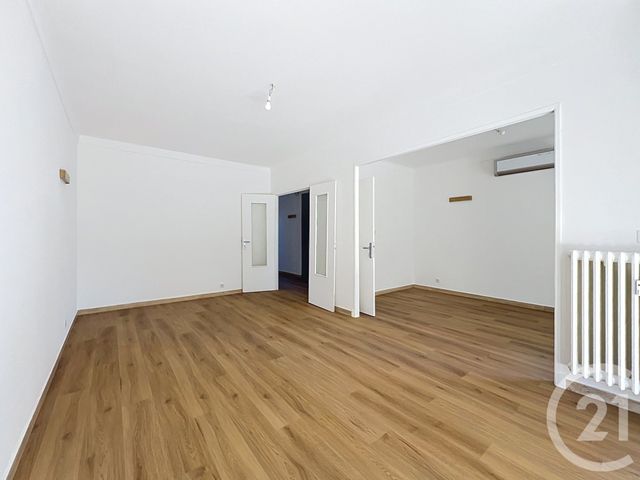 Appartement F2 bis à vendre - 3 pièces - 65.88 m2 - CAGNES SUR MER - 06 - PROVENCE-ALPES-COTE-D-AZUR - Century 21 Villas D'Azur