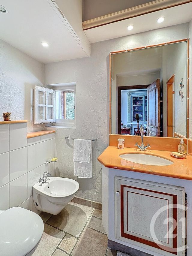 Appartement F3 à vendre - 3 pièces - 82.58 m2 - CAGNES SUR MER - 06 - PROVENCE-ALPES-COTE-D-AZUR - Century 21 Villas D'Azur