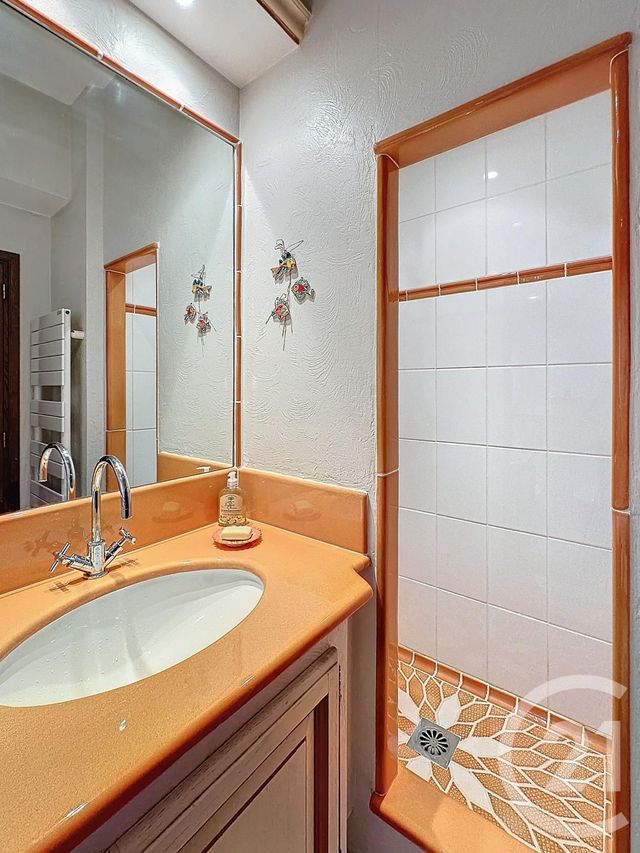 Appartement F3 à vendre - 3 pièces - 82.58 m2 - CAGNES SUR MER - 06 - PROVENCE-ALPES-COTE-D-AZUR - Century 21 Villas D'Azur