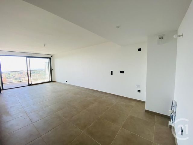 Appartement T3 à vendre - 3 pièces - 61.1 m2 - VENCE - 06 - PROVENCE-ALPES-COTE-D-AZUR - Century 21 Villas D'Azur