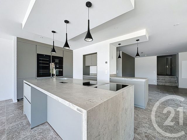 Appartement F4 à vendre - 4 pièces - 200.19 m2 - CAGNES SUR MER - 06 - PROVENCE-ALPES-COTE-D-AZUR - Century 21 Villas D'Azur