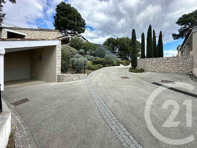 Appartement F4 à vendre - 4 pièces - 141.0 m2 - CAGNES SUR MER - 06 - PROVENCE-ALPES-COTE-D-AZUR - Century 21 Villas D'Azur