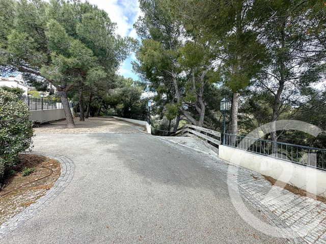 Appartement F4 à vendre - 4 pièces - 141.0 m2 - CAGNES SUR MER - 06 - PROVENCE-ALPES-COTE-D-AZUR - Century 21 Villas D'Azur