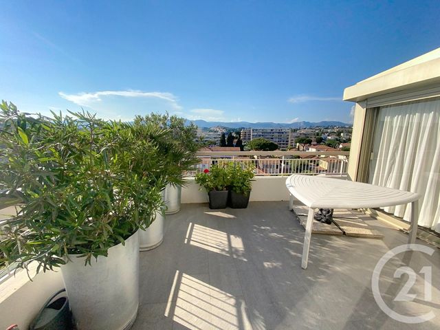 Appartement F2 à vendre CAGNES SUR MER