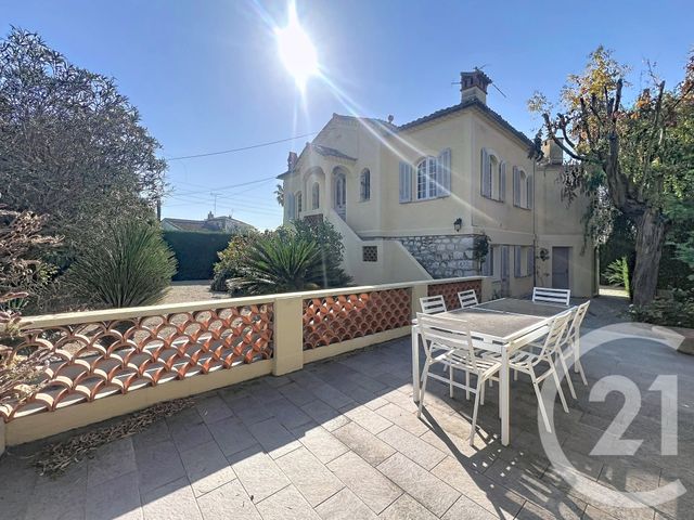 maison à vendre - 7 pièces - 180.0 m2 - CAGNES SUR MER - 06 - PROVENCE-ALPES-COTE-D-AZUR - Century 21 Villas D'Azur