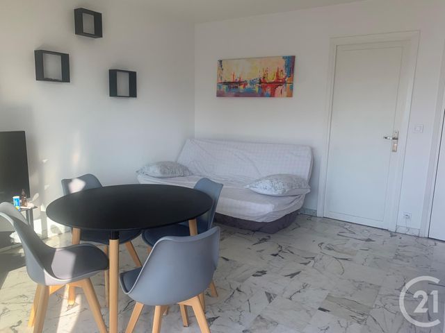 Afficher la photo en grand Appartement F1 à vendre - 1 pièce - 24.25 m2 - NICE - 06 - PROVENCE-ALPES-COTE-D-AZUR - Century 21 Villas D'Azur