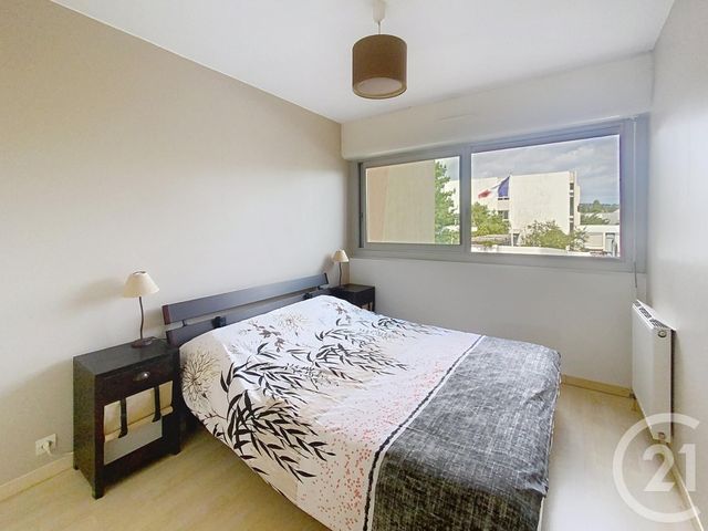 Appartement F3 à vendre - 3 pièces - 68.52 m2 - CANNES LA BOCCA - 06 - PROVENCE-ALPES-COTE-D-AZUR - Century 21 Villas D'Azur