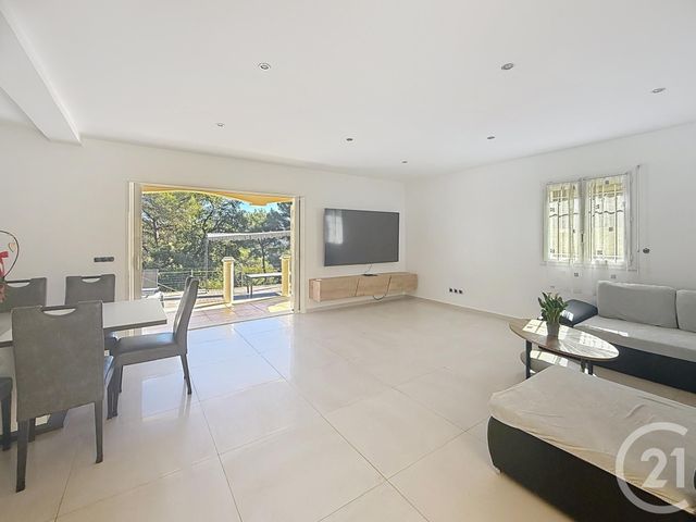 maison à vendre - 6 pièces - 162.1 m2 - CAGNES SUR MER - 06 - PROVENCE-ALPES-COTE-D-AZUR - Century 21 Villas D'Azur