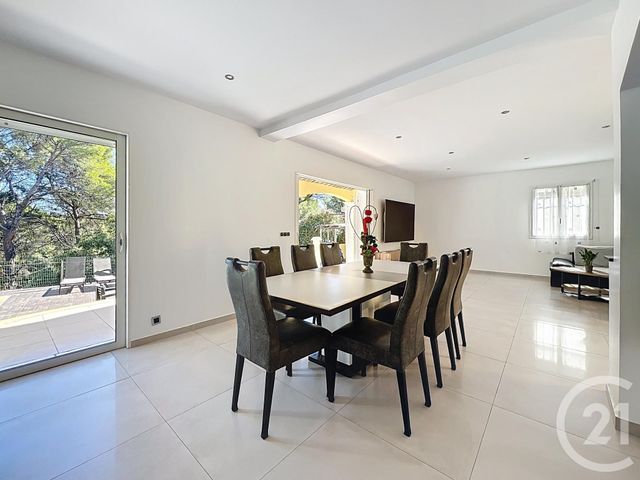 maison à vendre - 6 pièces - 162.1 m2 - CAGNES SUR MER - 06 - PROVENCE-ALPES-COTE-D-AZUR - Century 21 Villas D'Azur