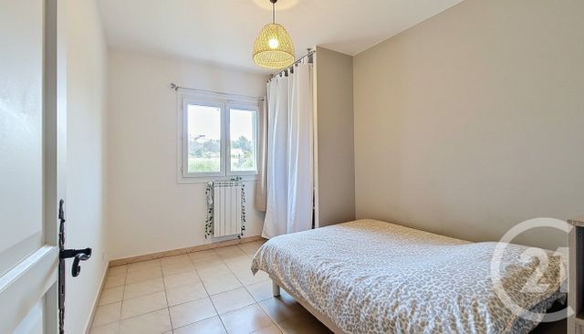 maison à vendre - 6 pièces - 172.76 m2 - CARROS - 06 - PROVENCE-ALPES-COTE-D-AZUR - Century 21 Villas D'Azur