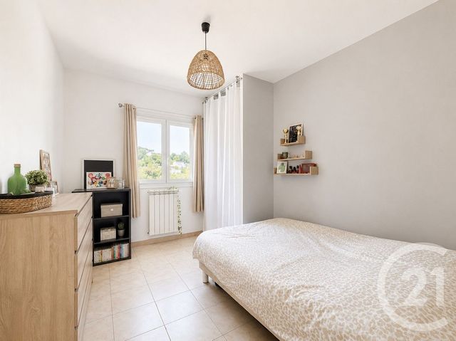 maison à vendre - 6 pièces - 172.76 m2 - CARROS - 06 - PROVENCE-ALPES-COTE-D-AZUR - Century 21 Villas D'Azur