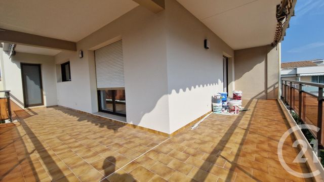 Appartement F4 à vendre - 4 pièces - 132.0 m2 - ST LAURENT DU VAR - 06 - PROVENCE-ALPES-COTE-D-AZUR - Century 21 Villas D'Azur