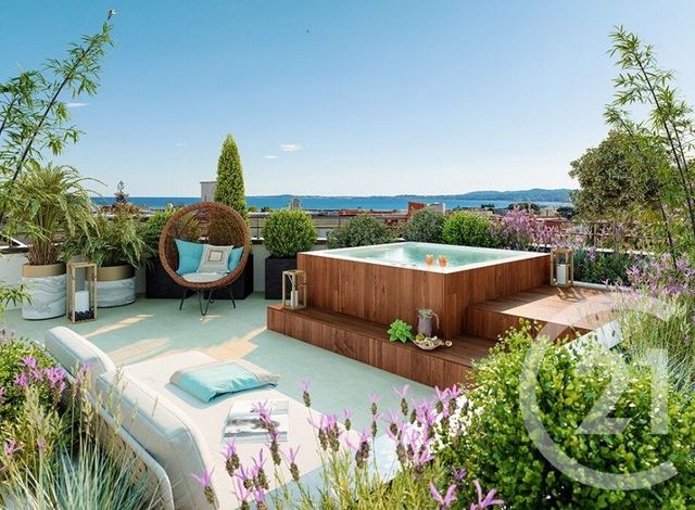 Appartement F4 à vendre - 4 pièces - 135.0 m2 - ST LAURENT DU VAR - 06 - PROVENCE-ALPES-COTE-D-AZUR - Century 21 Villas D'Azur