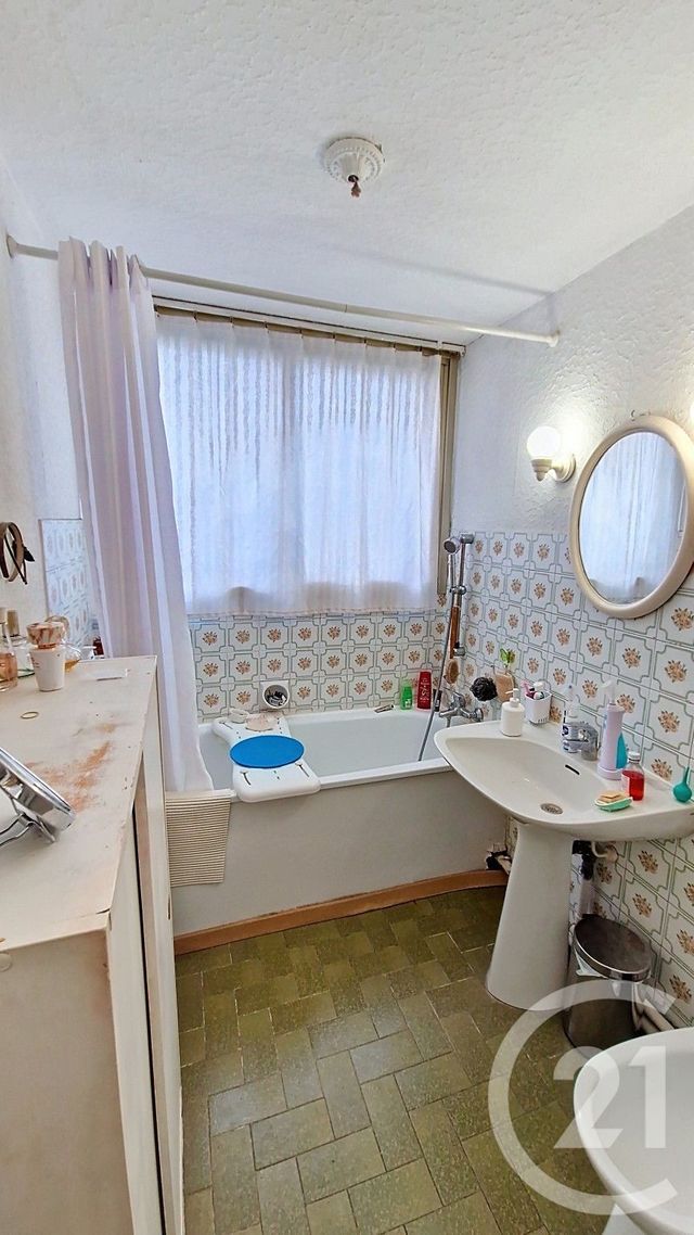 Appartement F2 à vendre - 2 pièces - 56.25 m2 - CAGNES SUR MER - 06 - PROVENCE-ALPES-COTE-D-AZUR - Century 21 Villas D'Azur