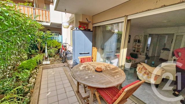 Appartement F2 à vendre - 2 pièces - 56.25 m2 - CAGNES SUR MER - 06 - PROVENCE-ALPES-COTE-D-AZUR - Century 21 Villas D'Azur