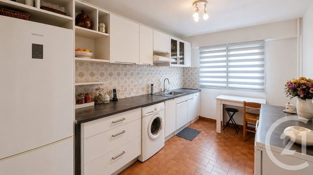 Appartement F2 à vendre - 2 pièces - 56.25 m2 - CAGNES SUR MER - 06 - PROVENCE-ALPES-COTE-D-AZUR - Century 21 Villas D'Azur