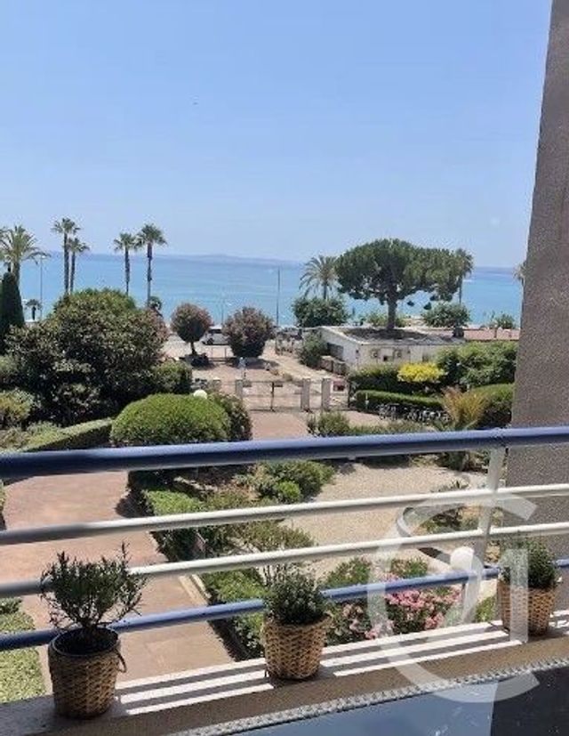 Appartement F2 à vendre - 2 pièces - 47.83 m2 - CAGNES SUR MER - 06 - PROVENCE-ALPES-COTE-D-AZUR - Century 21 Villas D'Azur