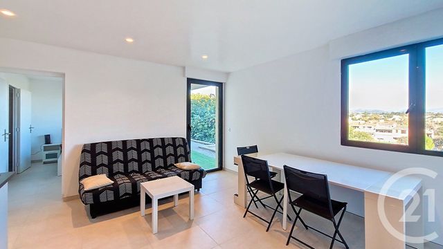 maison à vendre - 5 pièces - 108.89 m2 - CAGNES SUR MER - 06 - PROVENCE-ALPES-COTE-D-AZUR - Century 21 Villas D'Azur