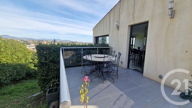 maison à vendre - 5 pièces - 108.89 m2 - CAGNES SUR MER - 06 - PROVENCE-ALPES-COTE-D-AZUR - Century 21 Villas D'Azur