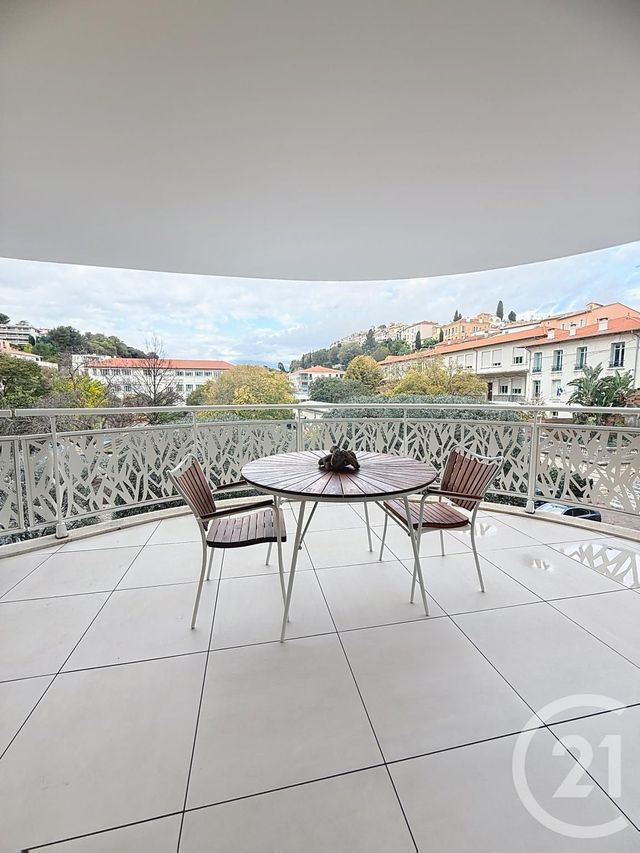 Appartement F3 à vendre - 3 pièces - 71.0 m2 - 06 - PROVENCE-ALPES-COTE-D-AZUR - Century 21 Villas D'Azur
