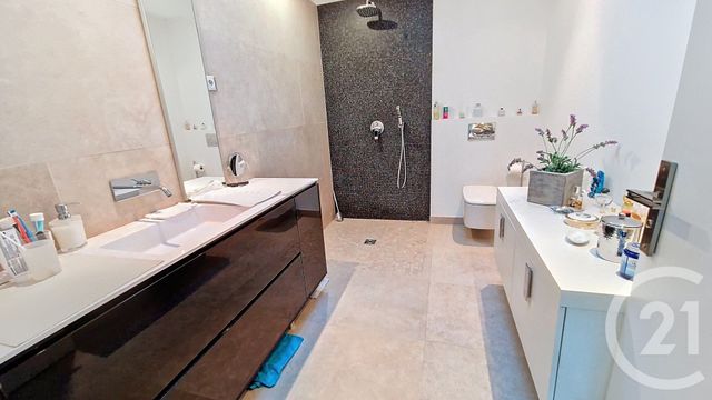 Appartement F3 bis à vendre - 5 pièces - 108.89 m2 - CAGNES SUR MER - 06 - PROVENCE-ALPES-COTE-D-AZUR - Century 21 Villas D'Azur