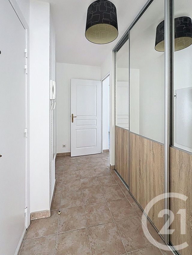 Appartement F3 à louer - 3 pièces - 62.83 m2 - CAGNES SUR MER - 06 - PROVENCE-ALPES-COTE-D-AZUR - Century 21 Villas D'Azur