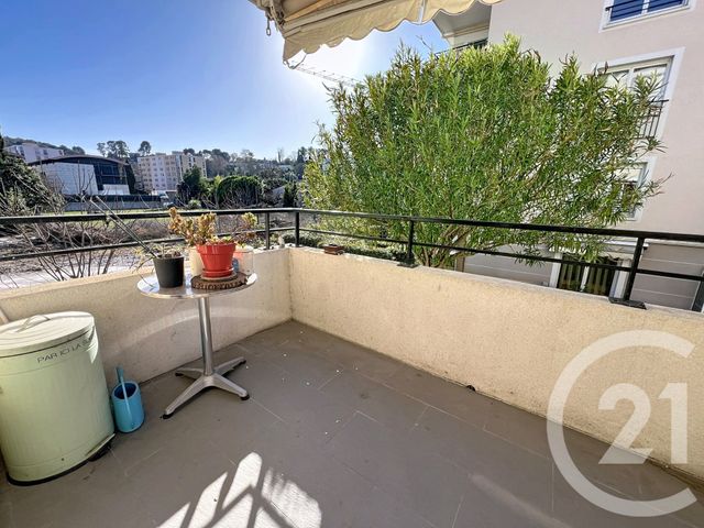 Appartement F3 à louer - 3 pièces - 62.83 m2 - CAGNES SUR MER - 06 - PROVENCE-ALPES-COTE-D-AZUR - Century 21 Villas D'Azur