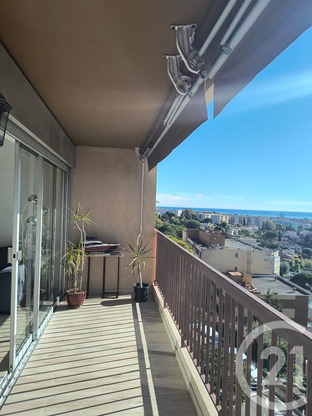 Appartement F3 à vendre - 3 pièces - 63.26 m2 - CAGNES SUR MER - 06 - PROVENCE-ALPES-COTE-D-AZUR - Century 21 Villas D'Azur
