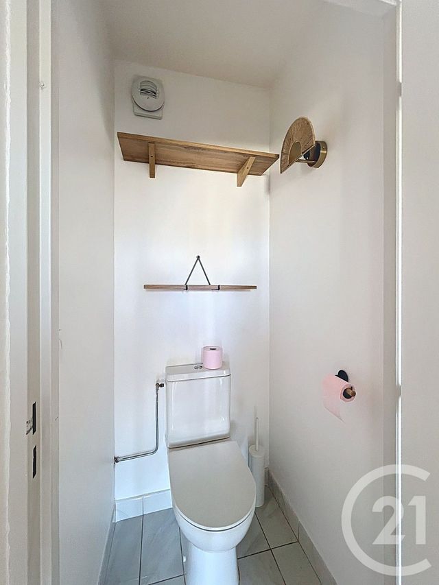 Appartement F2 à louer - 2 pièces - 40.22 m2 - CAGNES SUR MER - 06 - PROVENCE-ALPES-COTE-D-AZUR - Century 21 Villas D'Azur