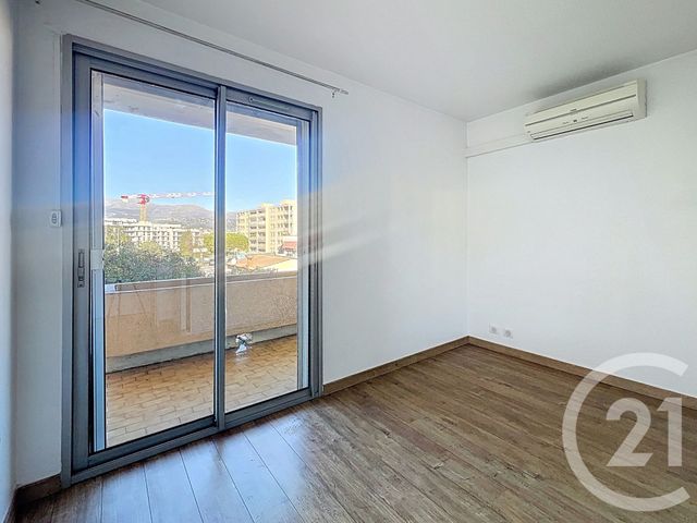 Appartement F2 à louer - 2 pièces - 40.22 m2 - CAGNES SUR MER - 06 - PROVENCE-ALPES-COTE-D-AZUR - Century 21 Villas D'Azur
