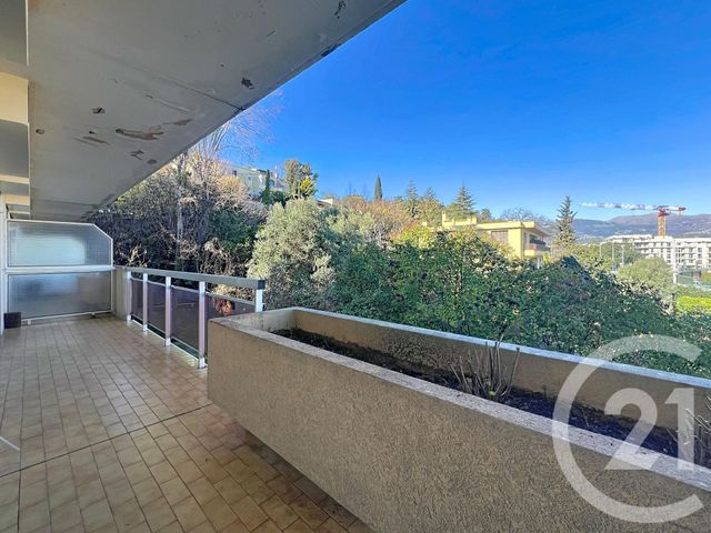 Appartement F2 à louer - 2 pièces - 40.22 m2 - CAGNES SUR MER - 06 - PROVENCE-ALPES-COTE-D-AZUR - Century 21 Villas D'Azur