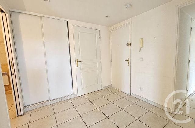 Appartement F4 à vendre - 4 pièces - 84.07 m2 - CAGNES SUR MER - 06 - PROVENCE-ALPES-COTE-D-AZUR - Century 21 Villas D'Azur