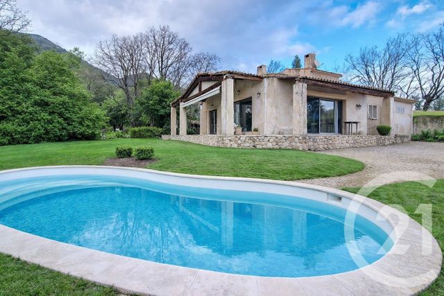 maison - ST JEANNET - 06