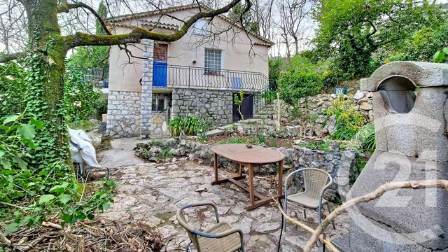 maison - ST JEANNET - 06