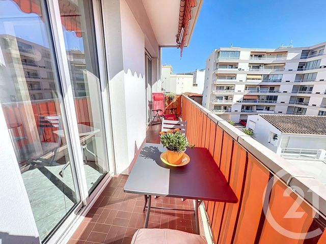Appartement F1 à louer - 1 pièce - 34.9 m2 - CAGNES SUR MER - 06 - PROVENCE-ALPES-COTE-D-AZUR - Century 21 Villas D'Azur
