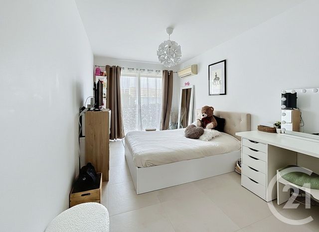 Appartement F3 à vendre - 3 pièces - 57.09 m2 - CAGNES SUR MER - 06 - PROVENCE-ALPES-COTE-D-AZUR - Century 21 Villas D'Azur