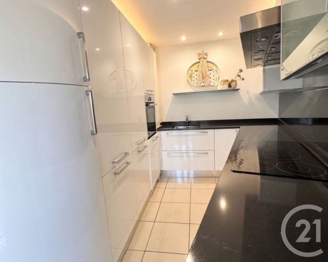 Appartement T4 à vendre - 4 pièces - 79.5 m2 - CAGNES SUR MER - 06 - PROVENCE-ALPES-COTE-D-AZUR - Century 21 Villas D'Azur
