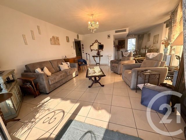 Appartement T4 à vendre - 4 pièces - 79.5 m2 - CAGNES SUR MER - 06 - PROVENCE-ALPES-COTE-D-AZUR - Century 21 Villas D'Azur