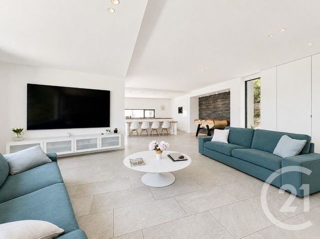 maison à vendre - 4 pièces - 153.27 m2 - CARROS - 06 - PROVENCE-ALPES-COTE-D-AZUR - Century 21 Villas D'Azur