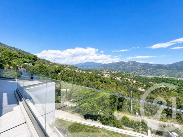 maison à vendre - 4 pièces - 153.27 m2 - CARROS - 06 - PROVENCE-ALPES-COTE-D-AZUR - Century 21 Villas D'Azur