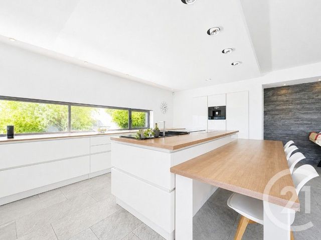maison à vendre - 4 pièces - 153.27 m2 - CARROS - 06 - PROVENCE-ALPES-COTE-D-AZUR - Century 21 Villas D'Azur