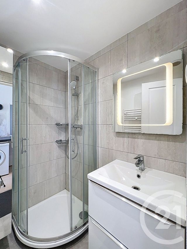 Appartement F2 à louer - 2 pièces - 31.3 m2 - CANNES LA BOCCA - 06 - PROVENCE-ALPES-COTE-D-AZUR - Century 21 Villas D'Azur