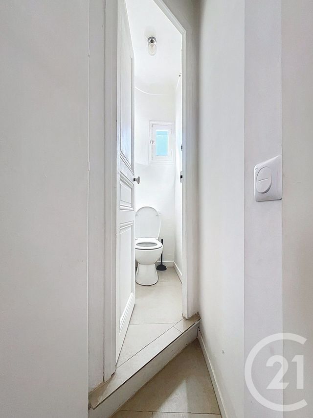 Appartement F2 à louer - 2 pièces - 31.3 m2 - CANNES LA BOCCA - 06 - PROVENCE-ALPES-COTE-D-AZUR - Century 21 Villas D'Azur