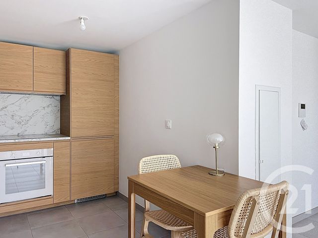 Appartement F3 à louer - 3 pièces - 56.39 m2 - CAGNES SUR MER - 06 - PROVENCE-ALPES-COTE-D-AZUR - Century 21 Villas D'Azur