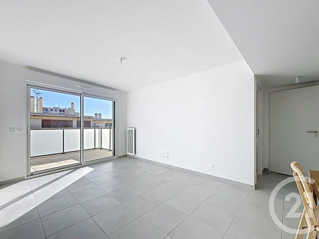 Appartement F3 à louer - 3 pièces - 56.39 m2 - CAGNES SUR MER - 06 - PROVENCE-ALPES-COTE-D-AZUR - Century 21 Villas D'Azur